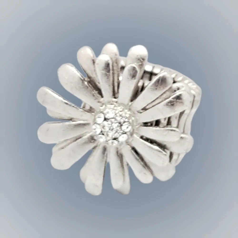 Silver Tone Floral Stretch Ring with Clear Rhinestone Center | NWOT